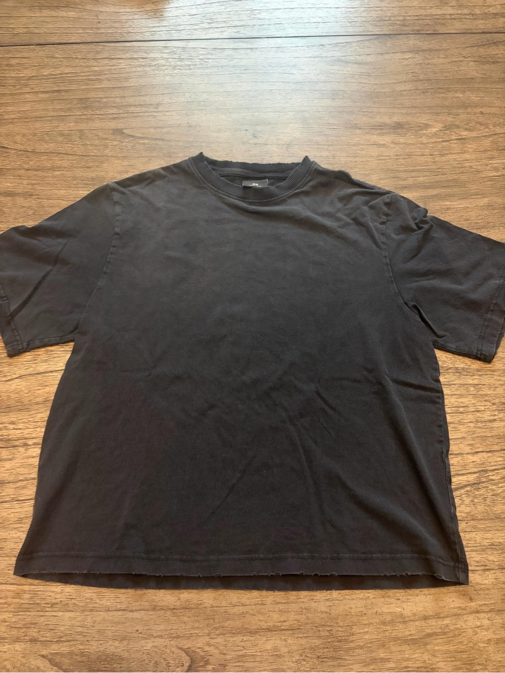 H&M Men's Black Crewneck Short Sleeve Shirt